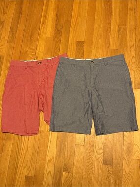Old Navy Men's Flat-Front Shorts in Red and Gray